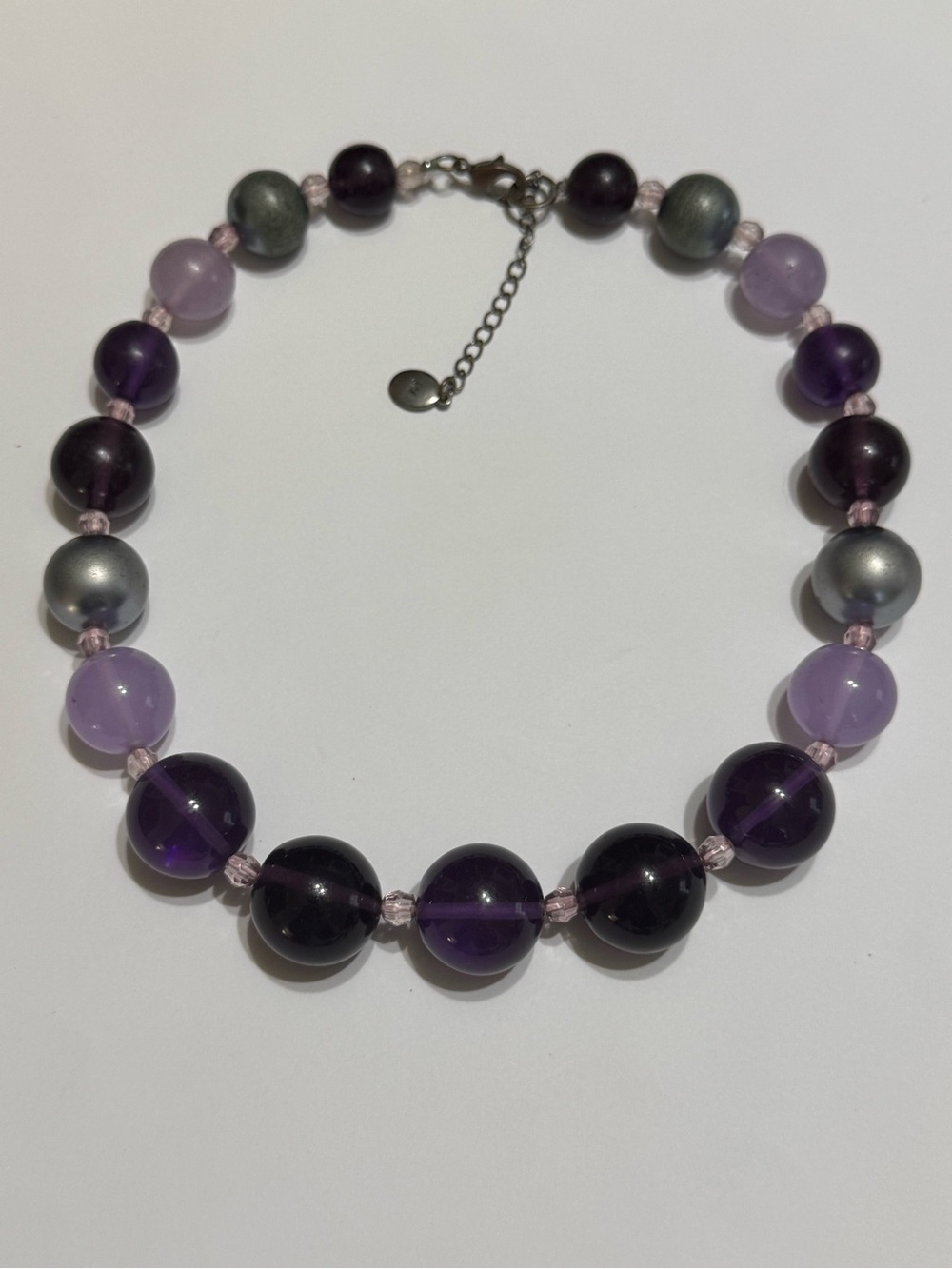 VINTAGE AVON BEADED NECKLACE